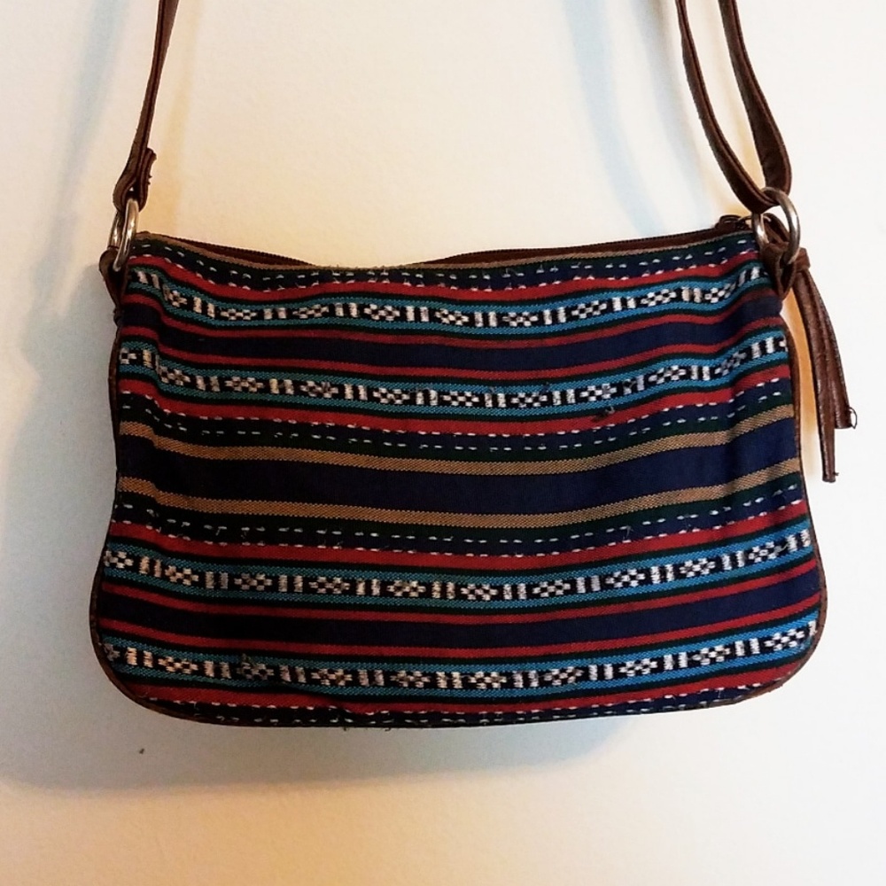 Payless Cross Body - Picture 3 of 6